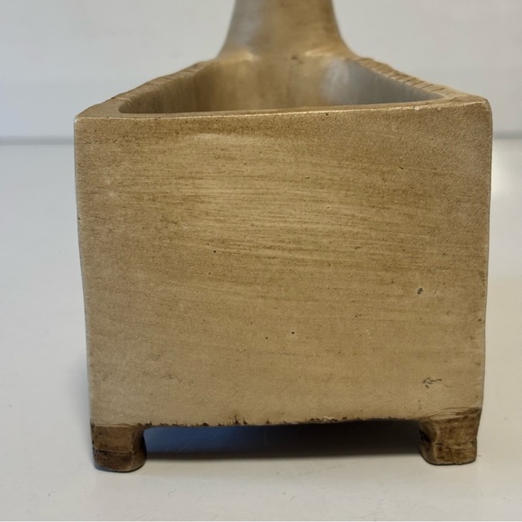 Serene Llama Peru Figurine Container Planter 7.5 inch remote control holder EUC - Picture 10 of 11